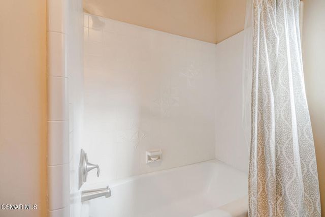 9720 Sophia Avenue, North Hills, CA 91343