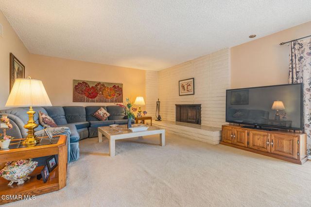 9720 Sophia Avenue, North Hills, CA 91343