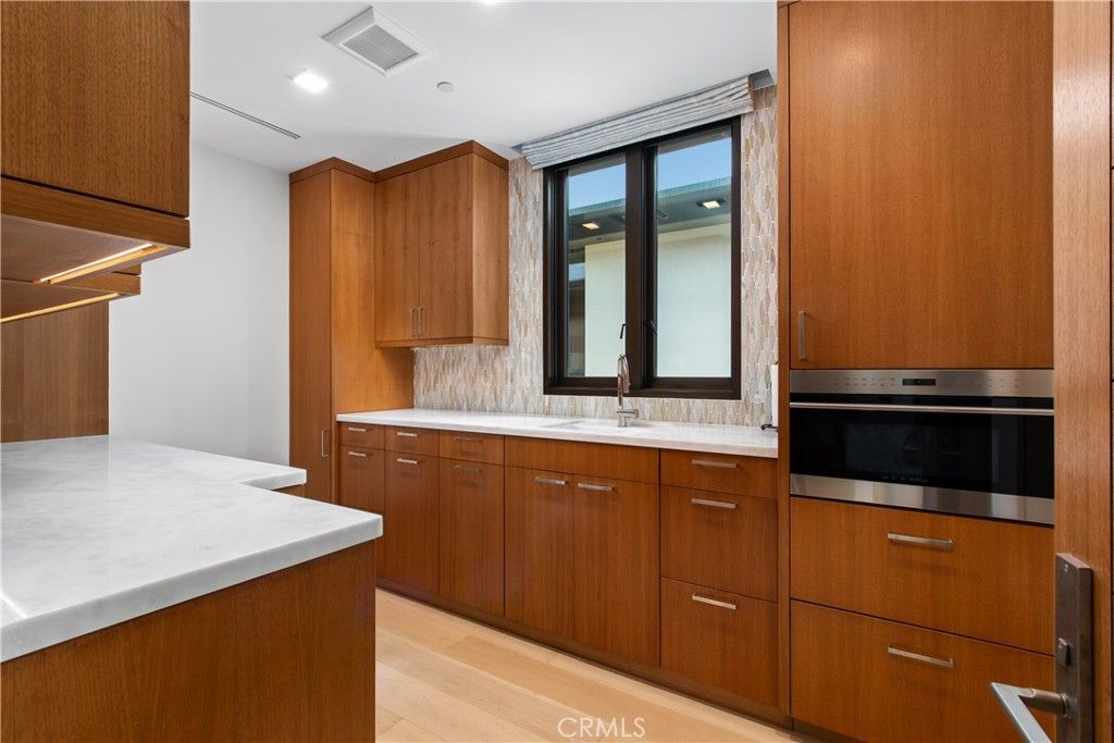 Image 12 of property listing at 17 Strand Beach Drive, Dana Point, CA 92629