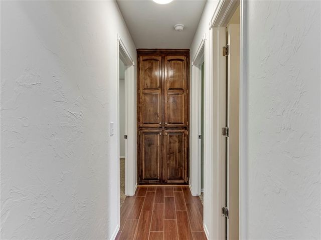 1916 N Shawnee Trail, Choctaw, OK 73020