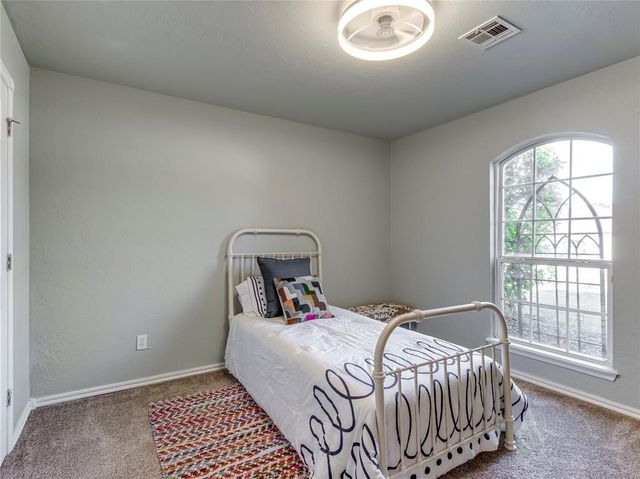 1916 N Shawnee Trail, Choctaw, OK 73020