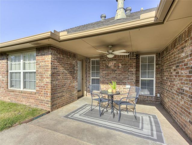 1916 N Shawnee Trail, Choctaw, OK 73020