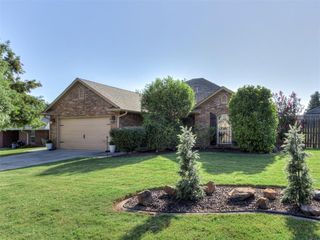 1916 N Shawnee Trail, Choctaw, OK 73020