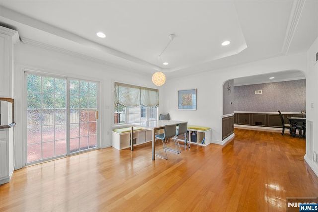 392 Oak Avenue, River Edge, NJ 07661