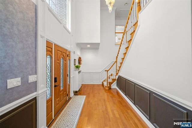 392 Oak Avenue, River Edge, NJ 07661