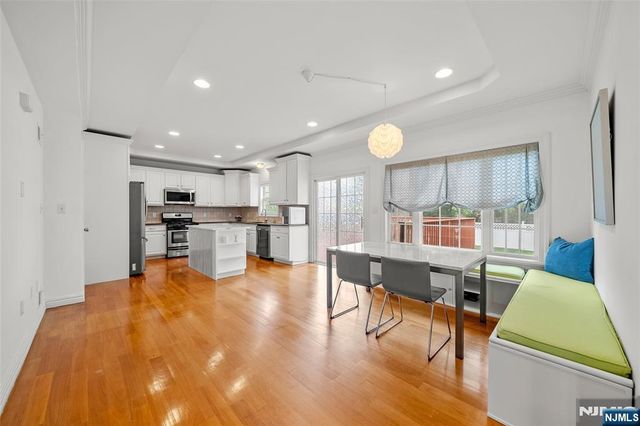 392 Oak Avenue, River Edge, NJ 07661