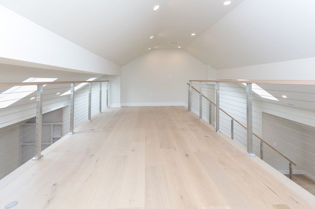 577 Mass Ave 4, Boston, MA 02118