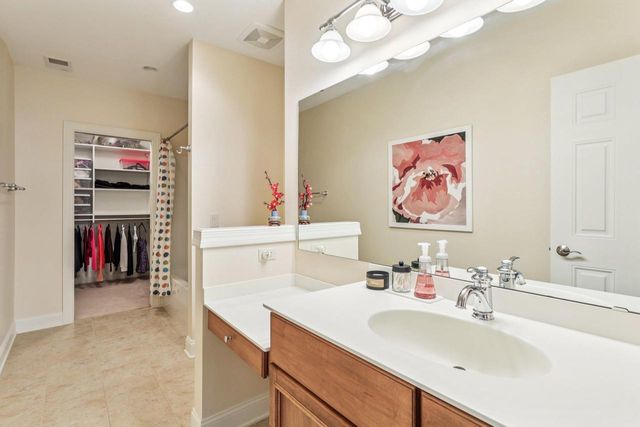 9718 Sandhill Road, Middleton, WI 53562