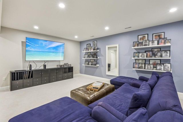 9718 Sandhill Road, Middleton, WI 53562