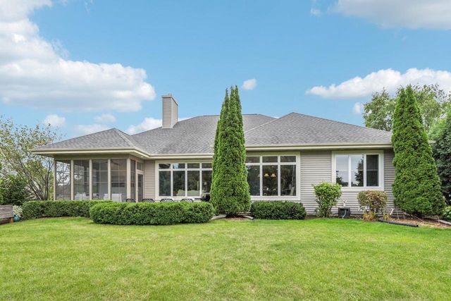 9718 Sandhill Road, Middleton, WI 53562