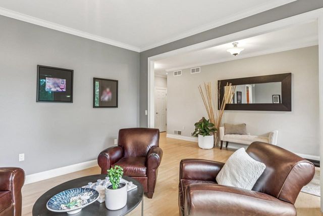 9718 Sandhill Road, Middleton, WI 53562