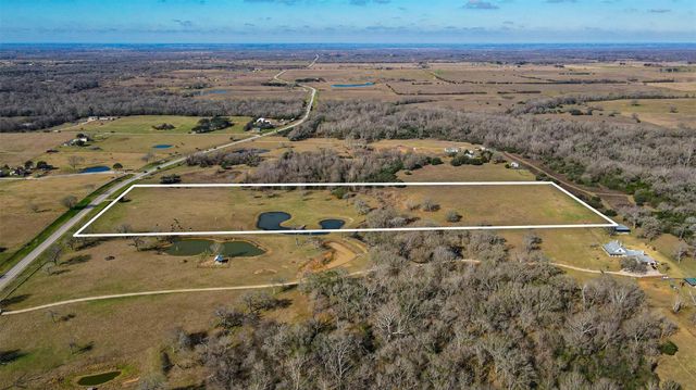 38604 Fm 3346 Road, Hempstead, TX 77445