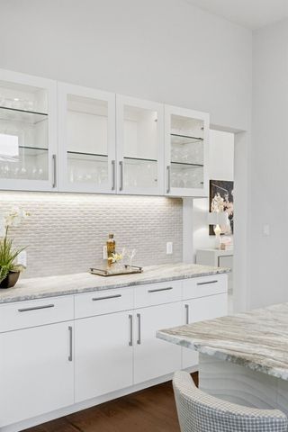 8317 CARRANZO DR, Austin, TX 78735