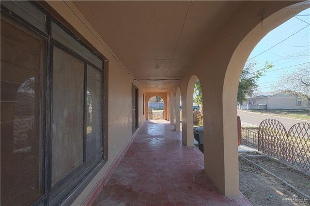 1106 N Estrella Street, Roma, TX 78584