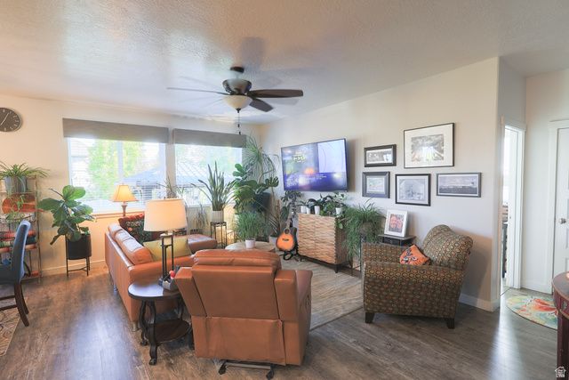 6341 W W ANNANDALE WAY, West Jordan, UT 84081