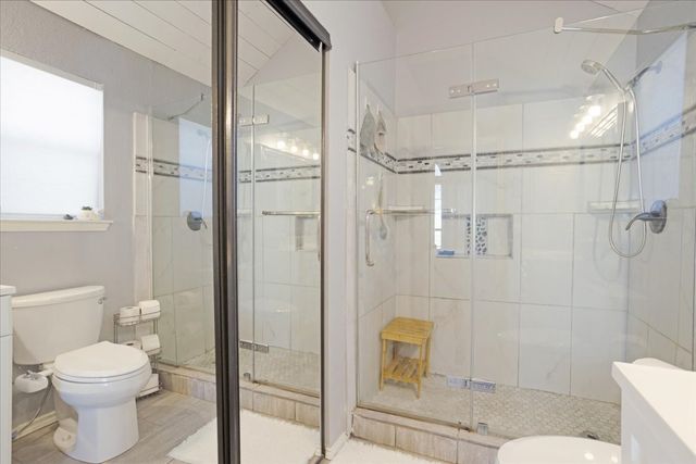 1413 Pecan Creek Drive, Farmersville, TX 75442