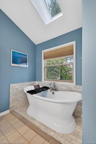 620 Bannock Court, Saline, MI 48176