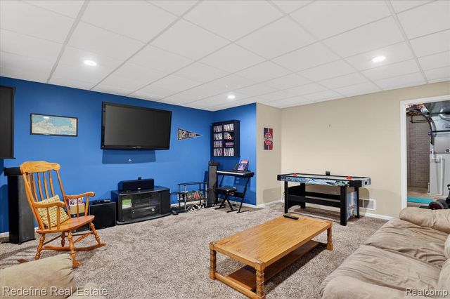 620 Bannock Court, Saline, MI 48176