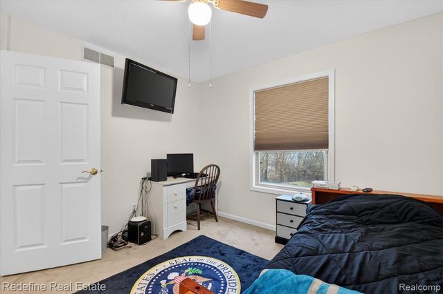 620 Bannock Court, Saline, MI 48176