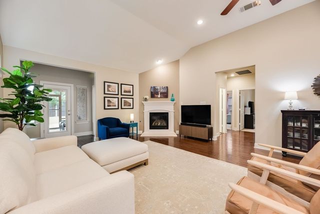 5805 Zinnia Drive, Rowlett, TX 75089