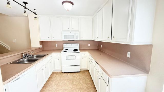 175 Binnacle Court B, Willis, TX 77318