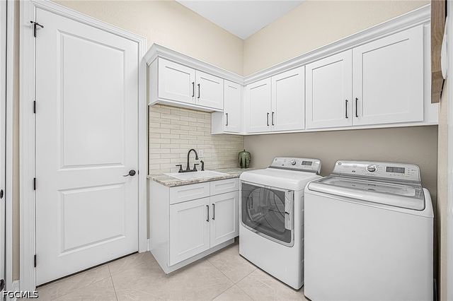 1723 SW 43rd TER, Cape Coral, FL 33914