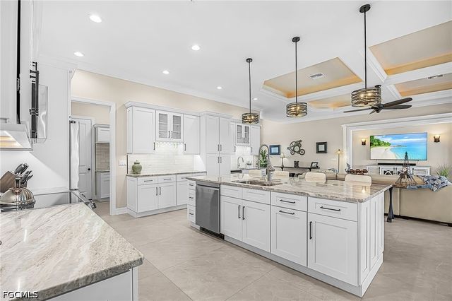 1723 SW 43rd TER, Cape Coral, FL 33914