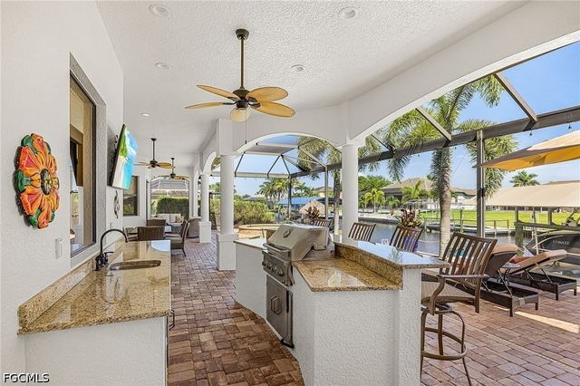 1723 SW 43rd TER, Cape Coral, FL 33914