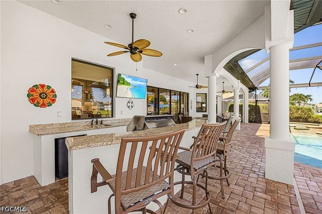 1723 SW 43rd TER, Cape Coral, FL 33914