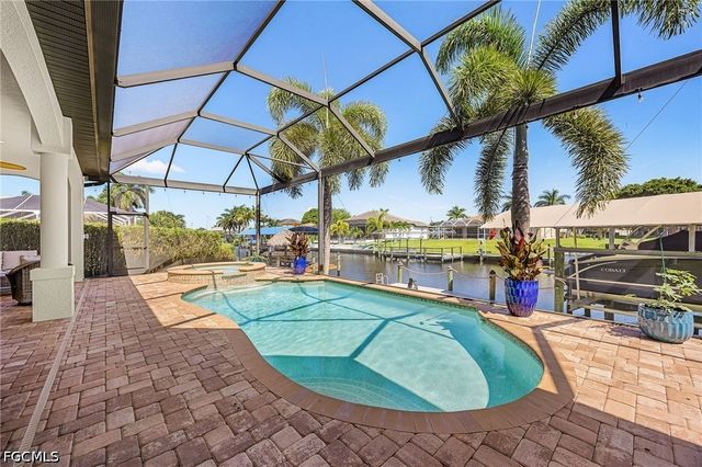 1723 SW 43rd TER, Cape Coral, FL 33914