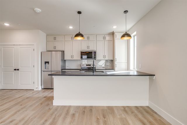 408 Foch Street 303, Fort Worth, TX 76107