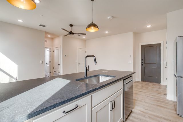 408 Foch Street 303, Fort Worth, TX 76107