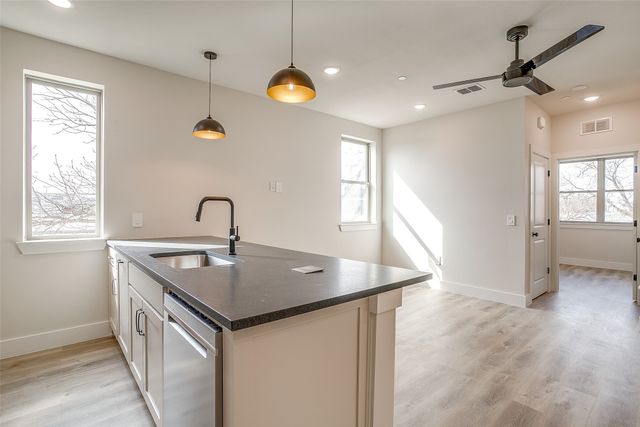 408 Foch Street 303, Fort Worth, TX 76107