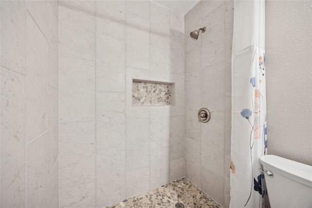 5220 Royal Burgess Drive, Fort Worth, TX 76135