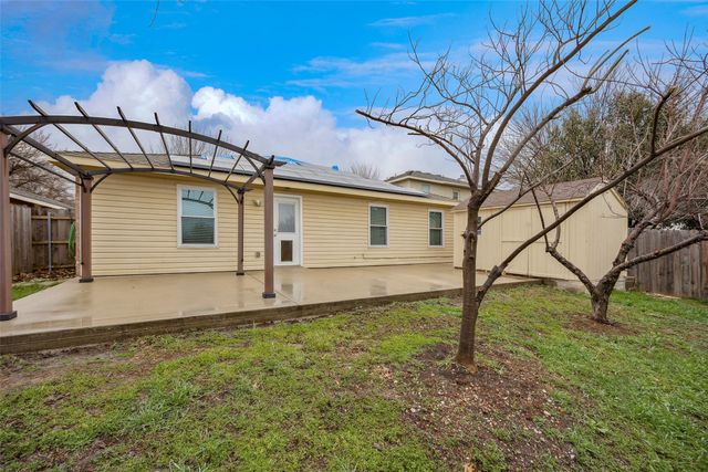 5220 Royal Burgess Drive, Fort Worth, TX 76135