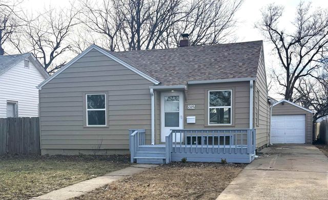 852 Merrill St, Salina, KS 67401