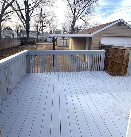 852 Merrill St, Salina, KS 67401