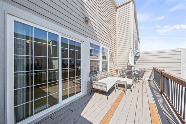 2911 Gentry Park Parkway, Kansas City, MO 64116