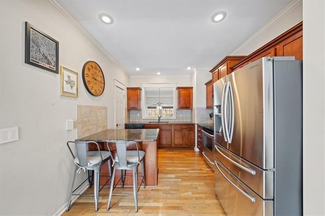 2911 Gentry Park Parkway, Kansas City, MO 64116