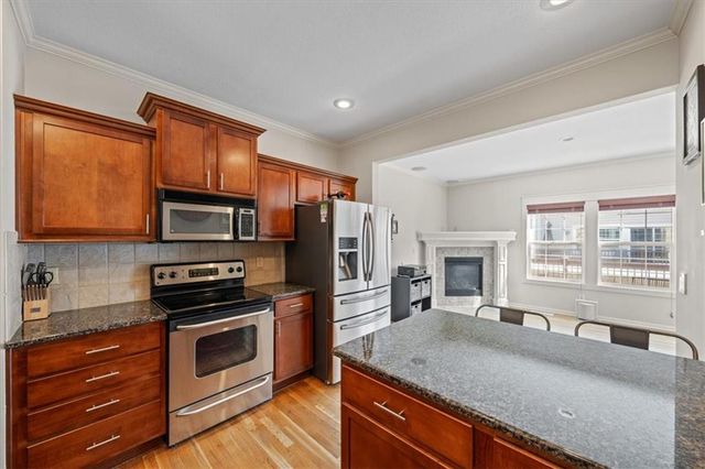 2911 Gentry Park Parkway, Kansas City, MO 64116