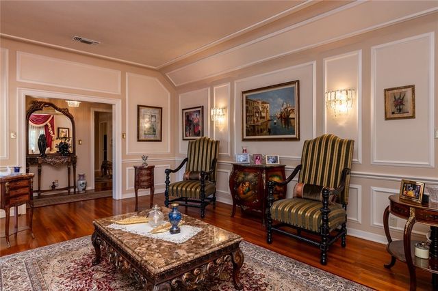 1535 Royal Boulevard, Glendale, CA 91207
