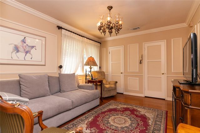 1535 Royal Boulevard, Glendale, CA 91207