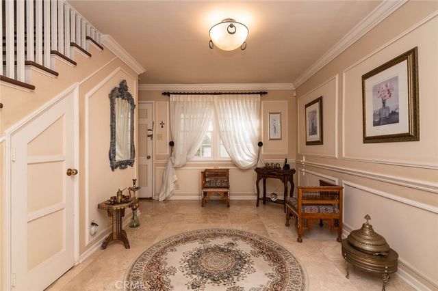 1535 Royal Boulevard, Glendale, CA 91207