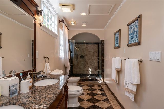 1535 Royal Boulevard, Glendale, CA 91207
