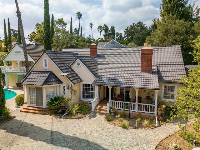 1535 Royal Boulevard, Glendale, CA 91207