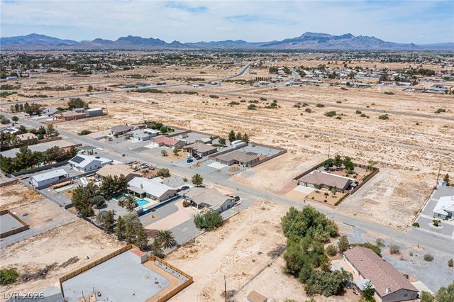 261 East Hickory Street, Pahrump, NV 89048
