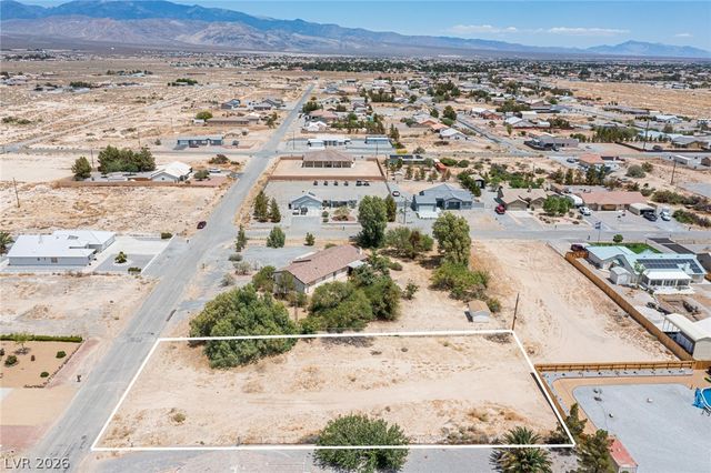 261 East Hickory Street, Pahrump, NV 89048