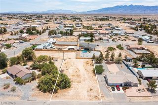 261 East Hickory Street, Pahrump, NV 89048