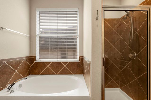 281 Kensington LN, Austin, TX 78737