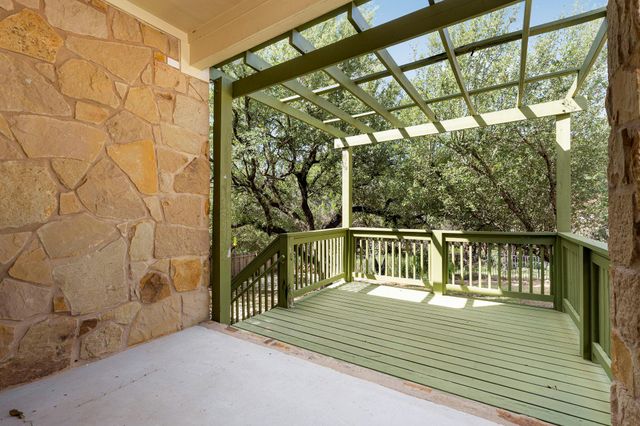 281 Kensington LN, Austin, TX 78737